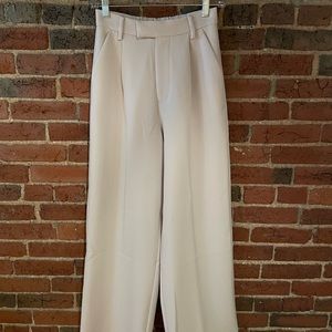 Wide Leg Pleated Trousers